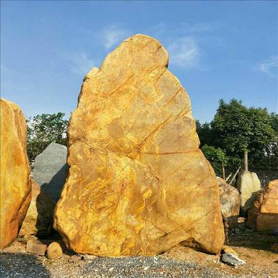 主營產品:大型景觀石、大型園林石、大型黃蠟石、大型刻字石