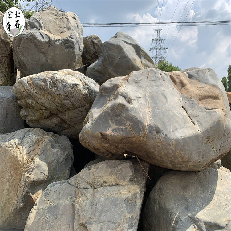 景觀石原石,復古型黑青石產(chǎn)品#大自然的搬運工 #石材加工